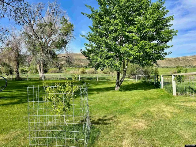 $1,200,000 | 2609 Beaver Creek Road, Shell, WY 82441