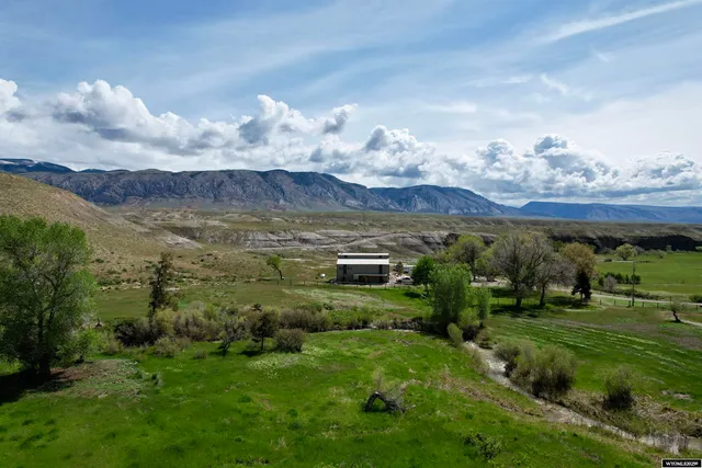 $1,200,000 | 2609 Beaver Creek Road, Shell, WY 82441