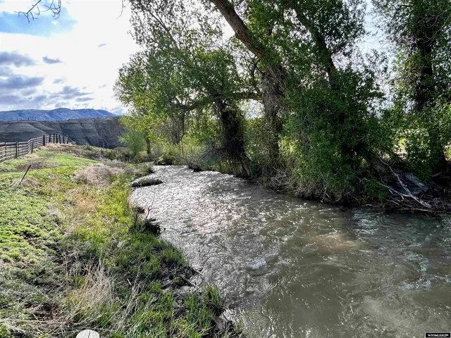 $1,200,000 | 2609 Beaver Creek Road, Shell, WY 82441