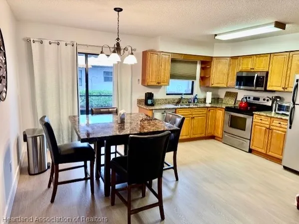 $1,750 | 111 Villaway, Sebring, FL 33876
