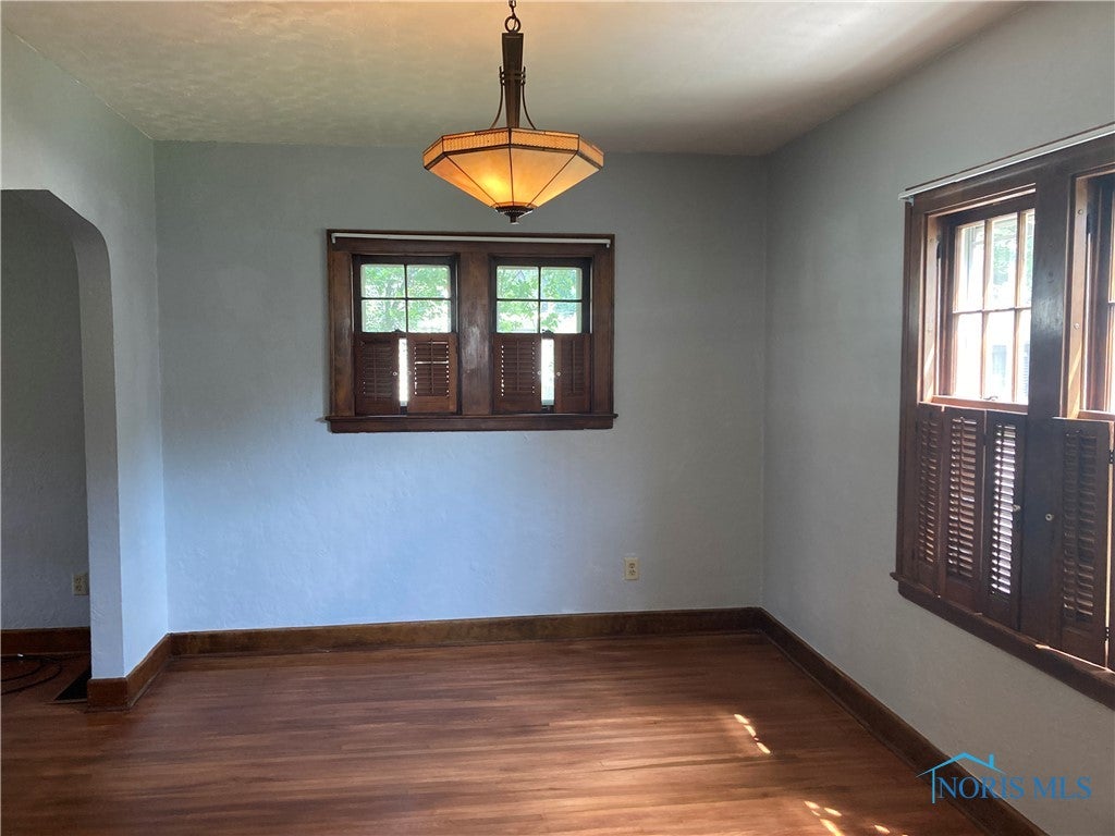 3658 Elmhurst Road Toledo, OH 43613 - Photo 8 of 20 Gallery Image 8