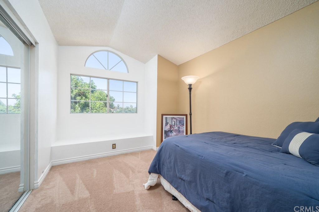 111 Sandpoint Lane Riverside, CA 92506 - Photo 24 of 48