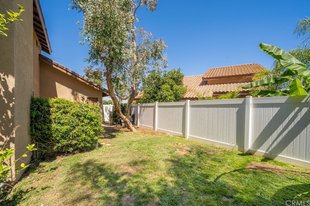 111 Sandpoint Lane Riverside, CA 92506 - Photo 35 of 48