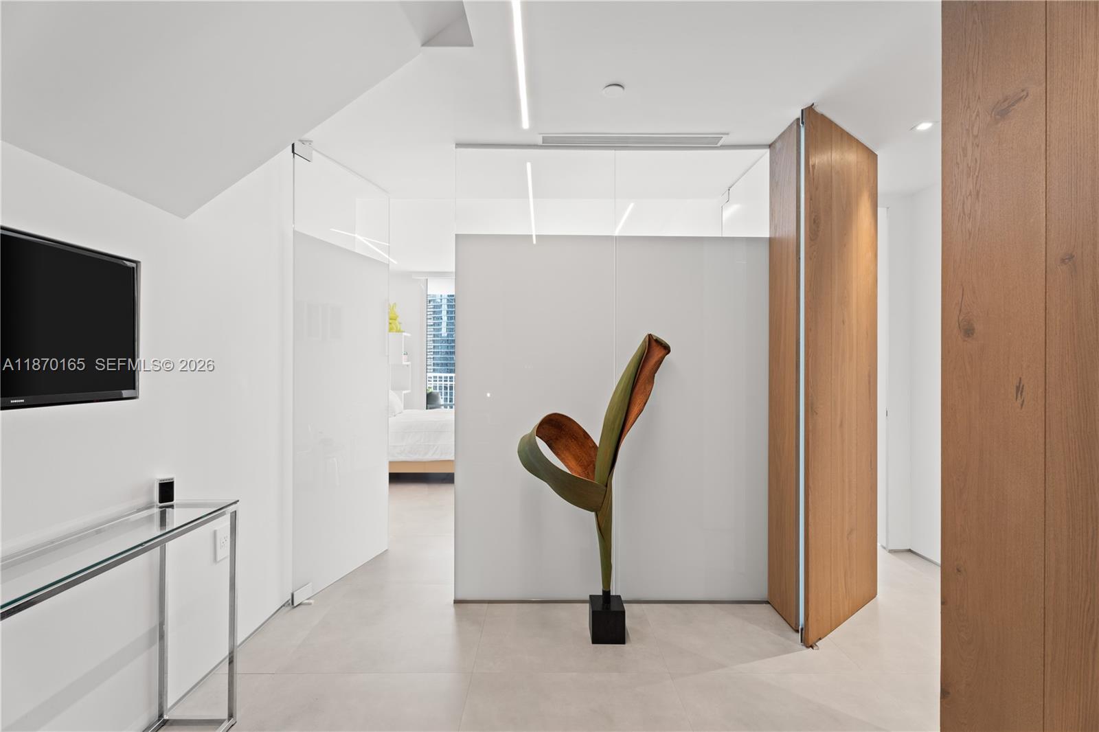 801 Brickell Key Boulevard, Unit PH3306 Miami, FL 33131 - Photo 28 of 61