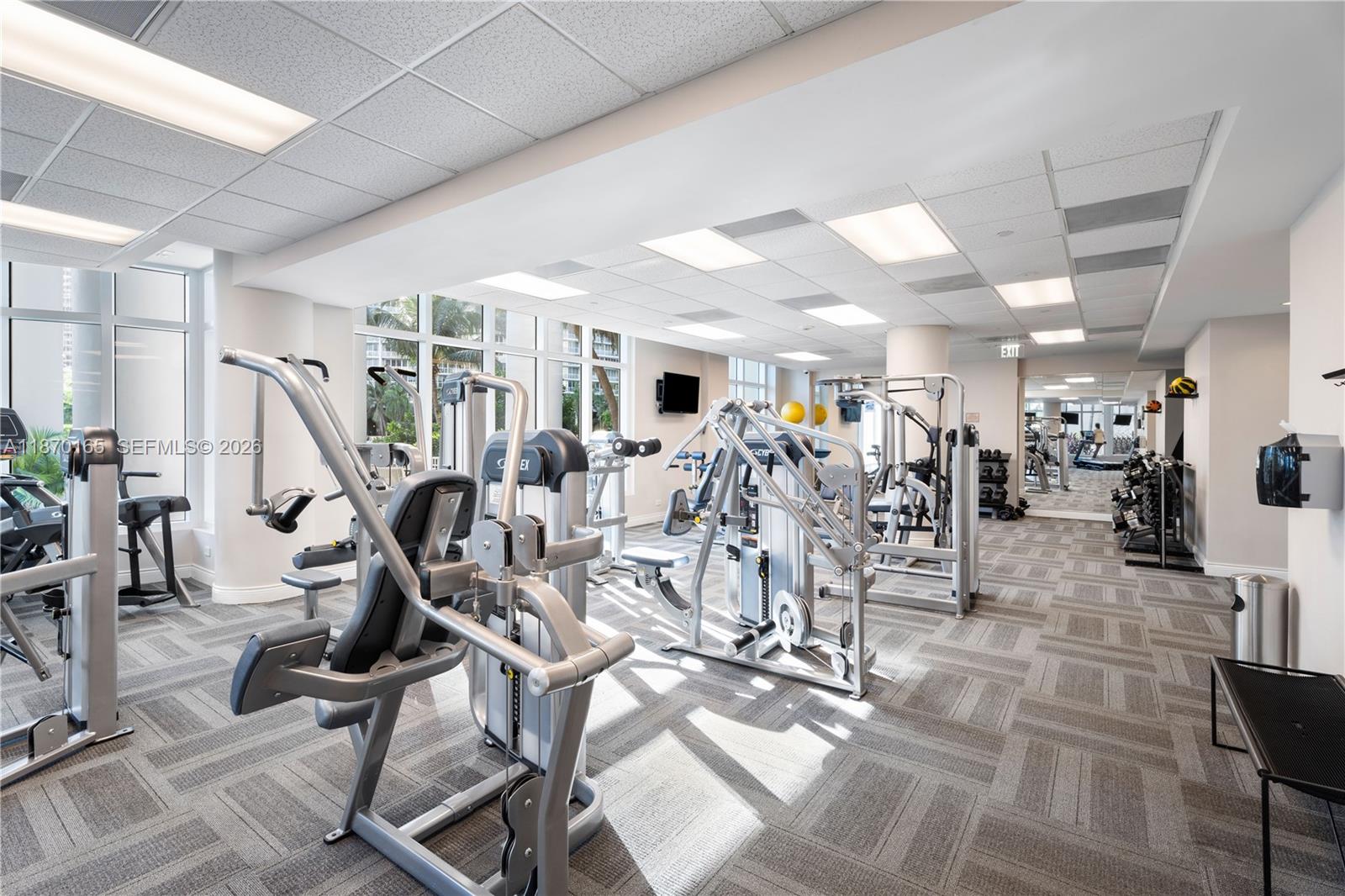 801 Brickell Key Boulevard, Unit PH3306 Miami, FL 33131 - Photo 54 of 61