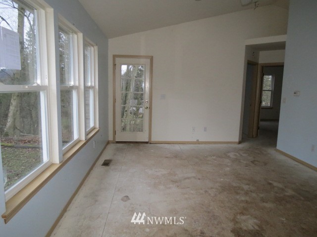 837 Sapp Road Sedro-Woolley, WA 98284 - Photo 7 of 20 Gallery Image 7