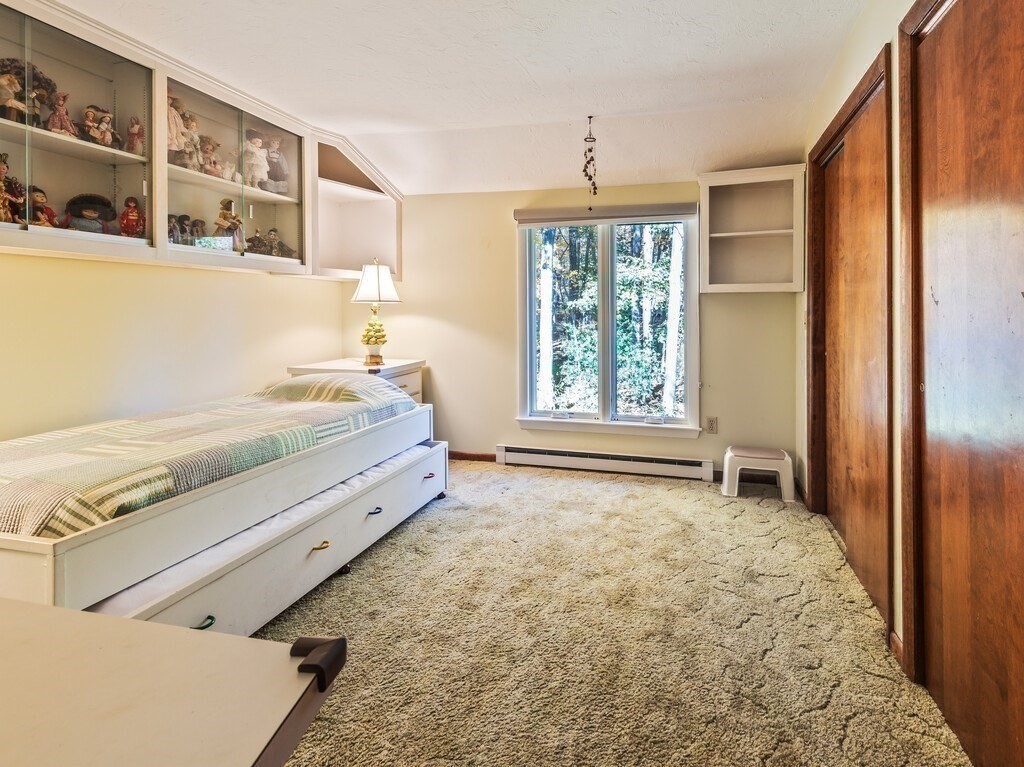 243 Spring Street Shrewsbury, MA 01545 - Photo 20 of 42