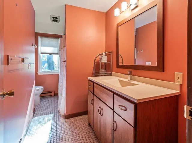 $999,999 | 243 Spring Street, Shrewsbury, MA 01545