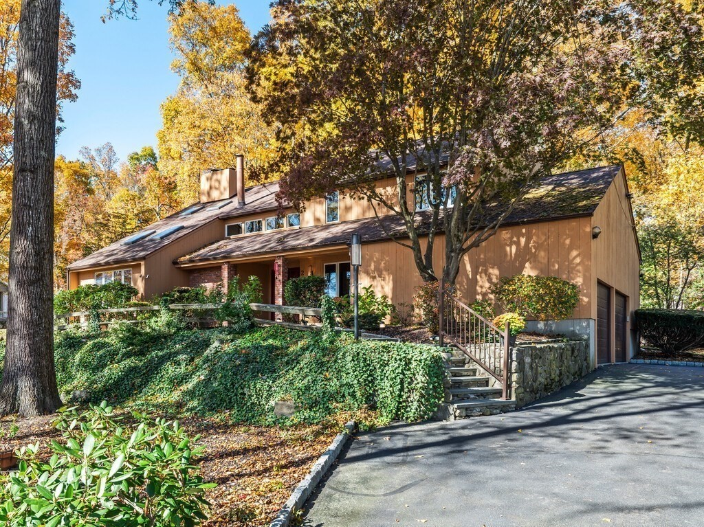 243 Spring Street Shrewsbury, MA 01545 - Photo 29 of 42