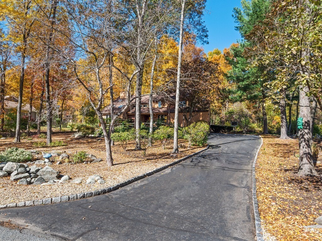 243 Spring Street Shrewsbury, MA 01545 - Photo 30 of 42