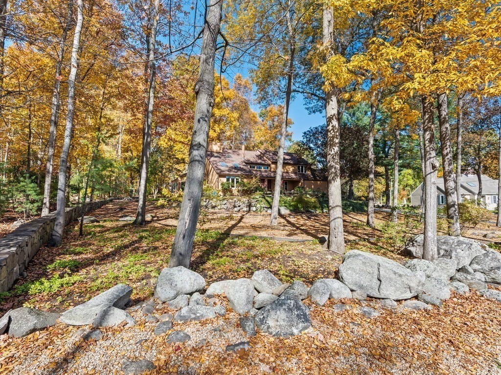 243 Spring Street Shrewsbury, MA 01545 - Photo 31 of 42