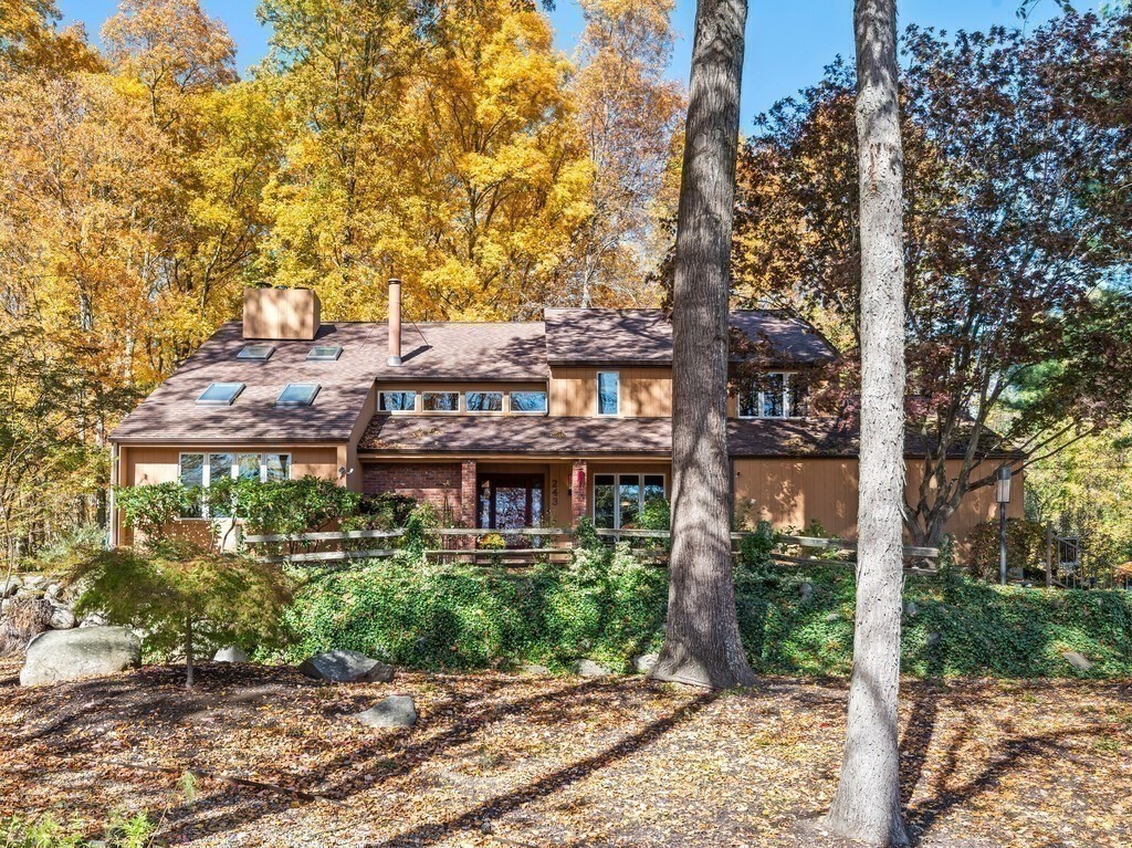 243 Spring Street Shrewsbury, MA 01545 - Photo 34 of 42