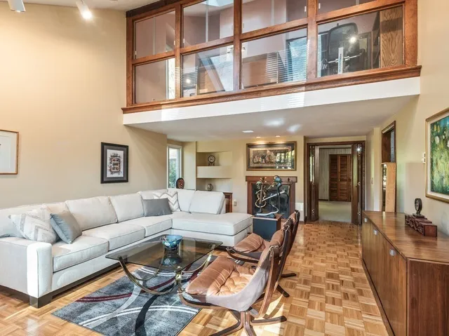 $999,999 | 243 Spring Street, Shrewsbury, MA 01545