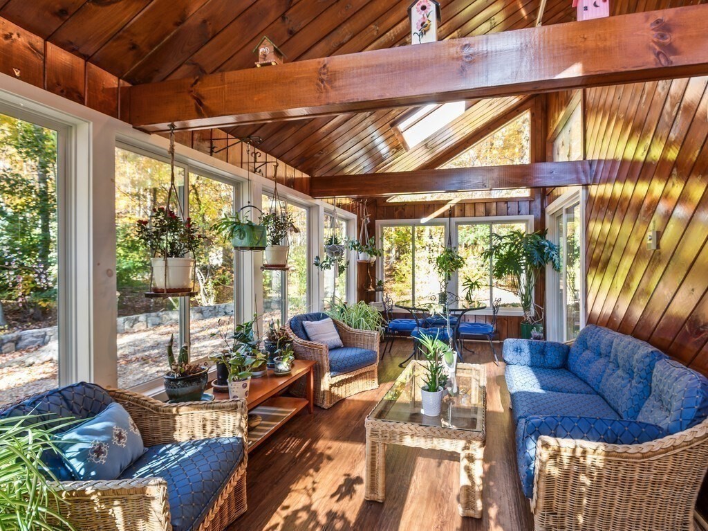 243 Spring Street Shrewsbury, MA 01545 - Photo 9 of 42