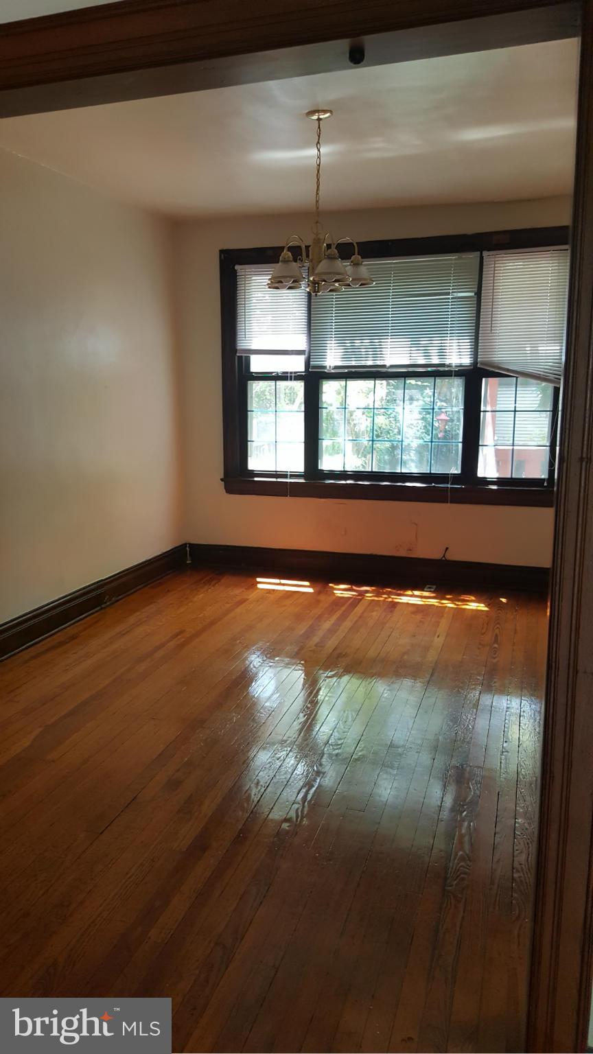 1410 Perry Place Northwest Washington, DC 20010 - Photo 5 of 11 a view of empty room with window