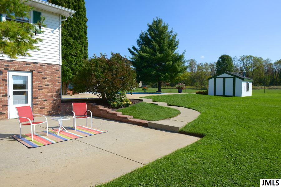 2199 North Sandstone Road Jackson, MI 49201 - Photo 4 of 33 Photo 4