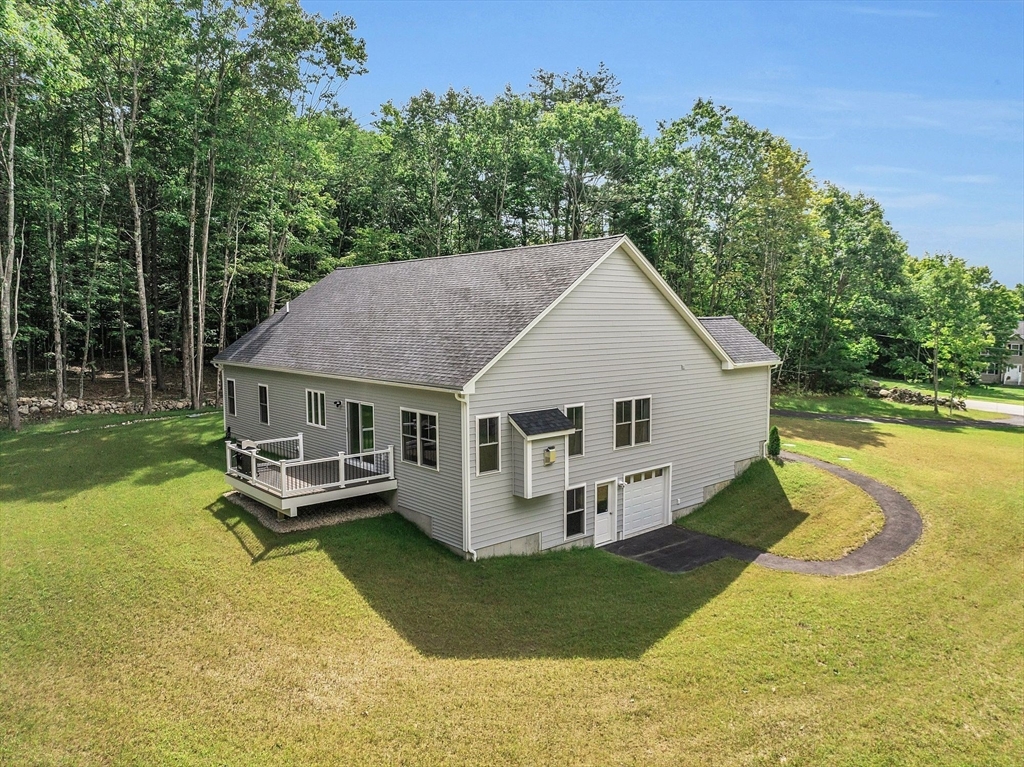 438 Middle Winchendon Road Rindge, NH 03461 - Photo 3 of 28