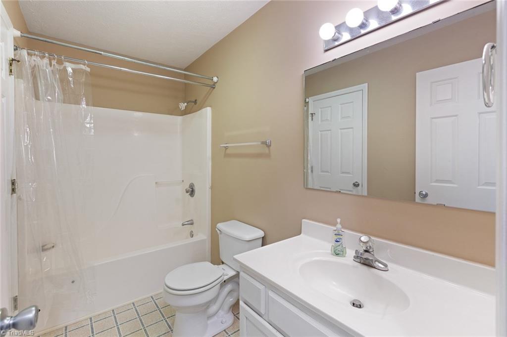 610 Stephany Circle Rural Hall, NC 27045 - Photo 12 of 30 Gallery Image 12