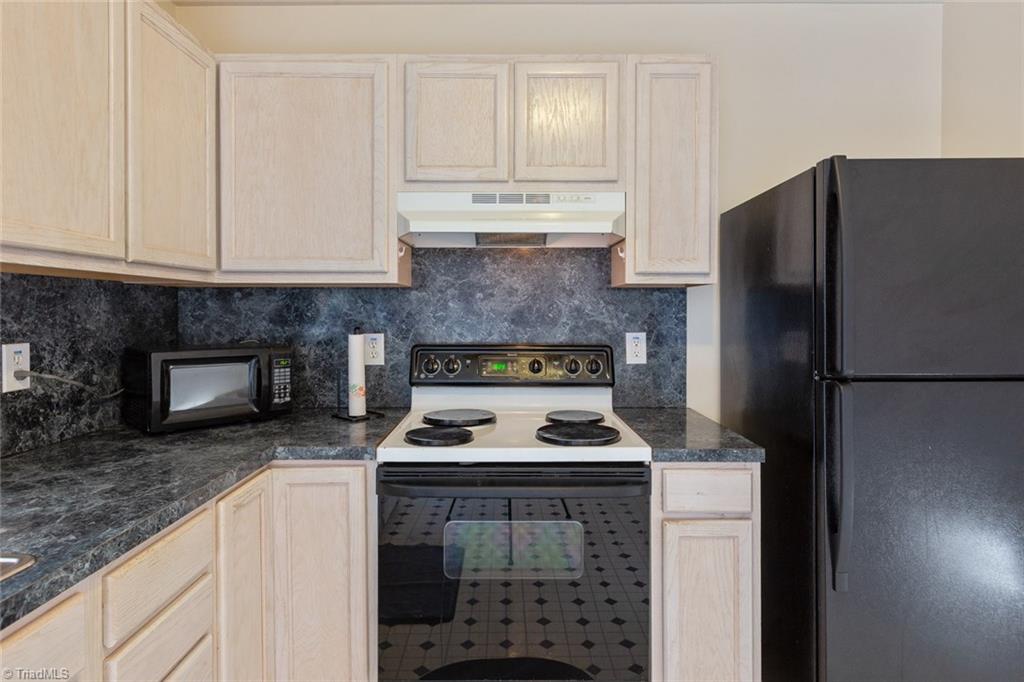 610 Stephany Circle Rural Hall, NC 27045 - Photo 9 of 30 Gallery Image 9