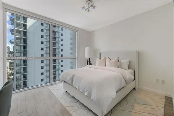 $5,400 | 1080 Brickell Avenue, Unit 1909, Miami, FL 33131