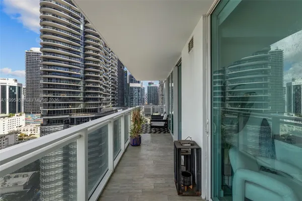 $5,400 | 1080 Brickell Avenue, Unit 1909, Miami, FL 33131