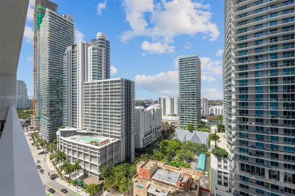 $5,400 | 1080 Brickell Avenue, Unit 1909, Miami, FL 33131