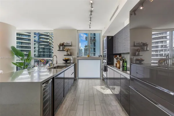 $5,400 | 1080 Brickell Avenue, Unit 1909, Miami, FL 33131