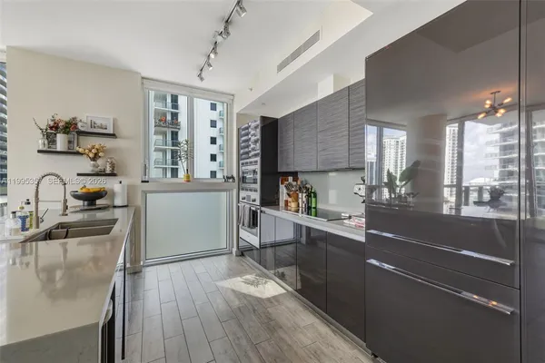 $5,400 | 1080 Brickell Avenue, Unit 1909, Miami, FL 33131