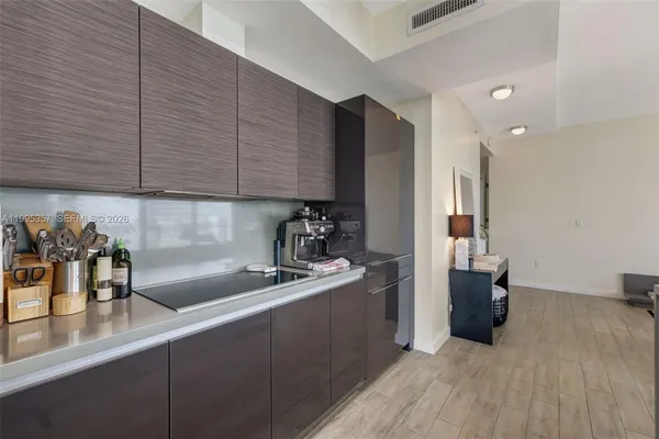 $5,400 | 1080 Brickell Avenue, Unit 1909, Miami, FL 33131