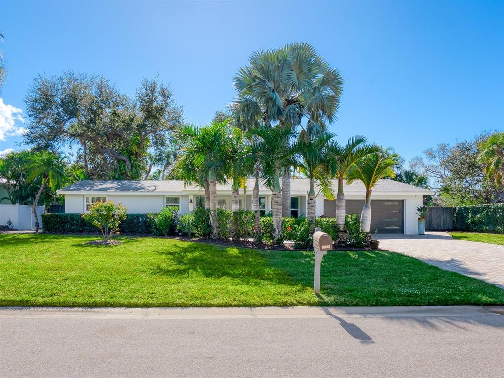 1002 Glebe Lane Sarasota, FL 34242 - Photo 1 of 1