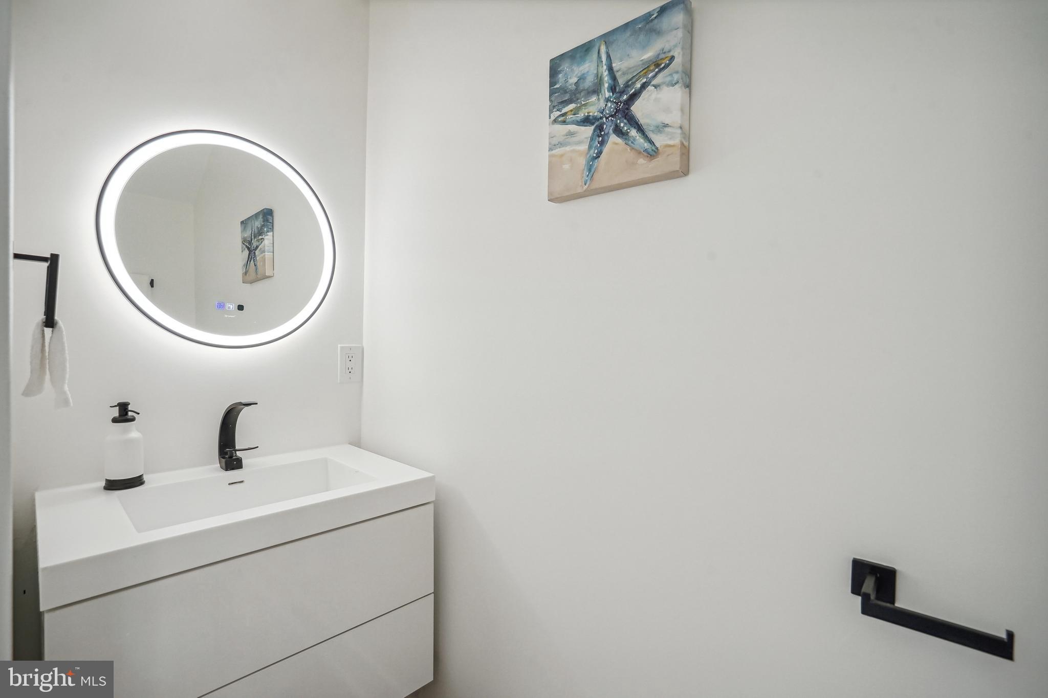 1440 Harvard Street Northwest, Unit 8 Washington, DC 20009 - Photo 13 of 28