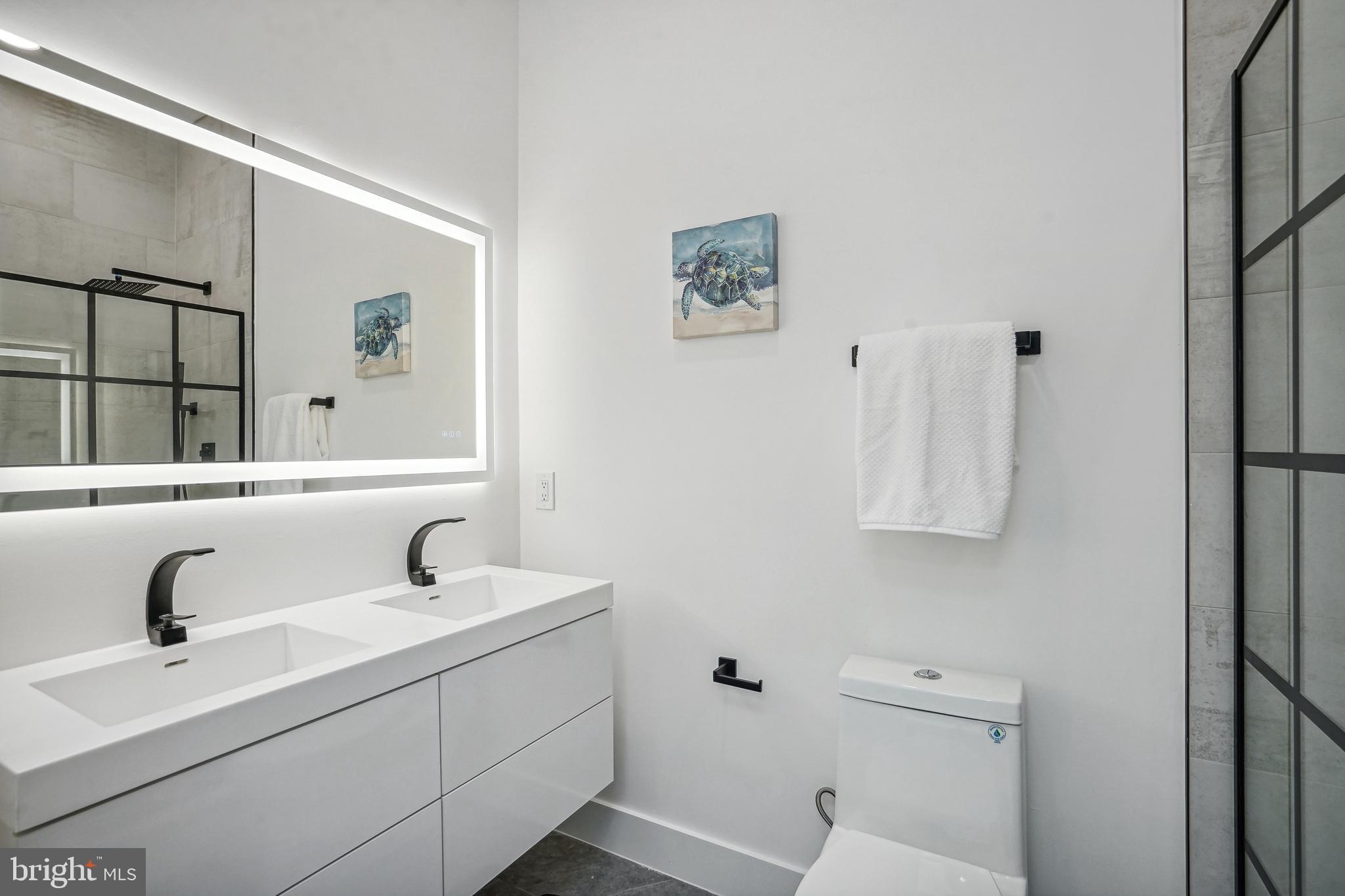 1440 Harvard Street Northwest, Unit 8 Washington, DC 20009 - Photo 18 of 28