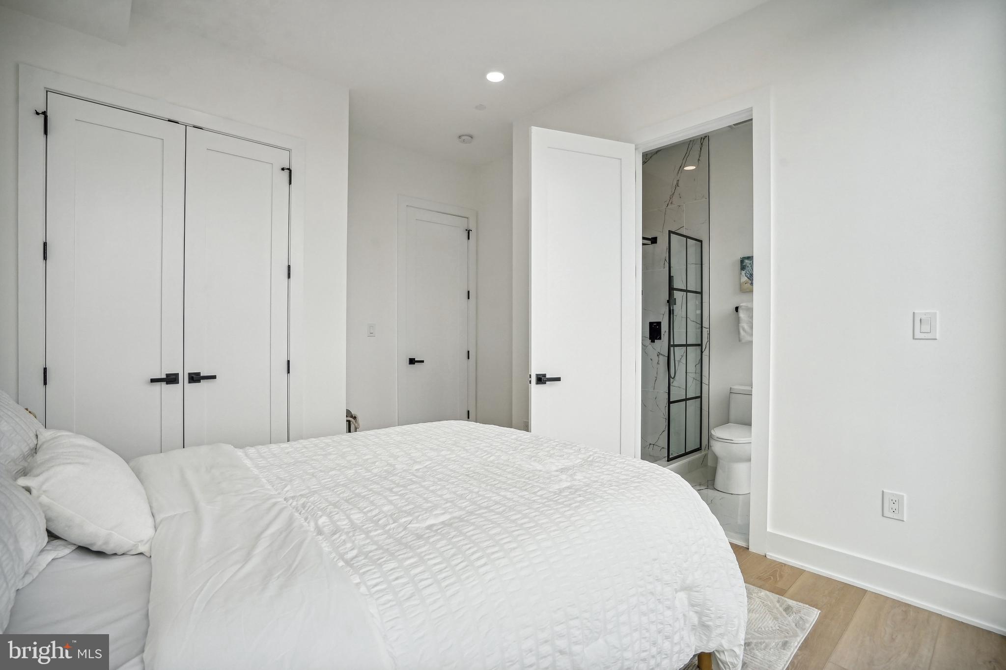 1440 Harvard Street Northwest, Unit 8 Washington, DC 20009 - Photo 20 of 28