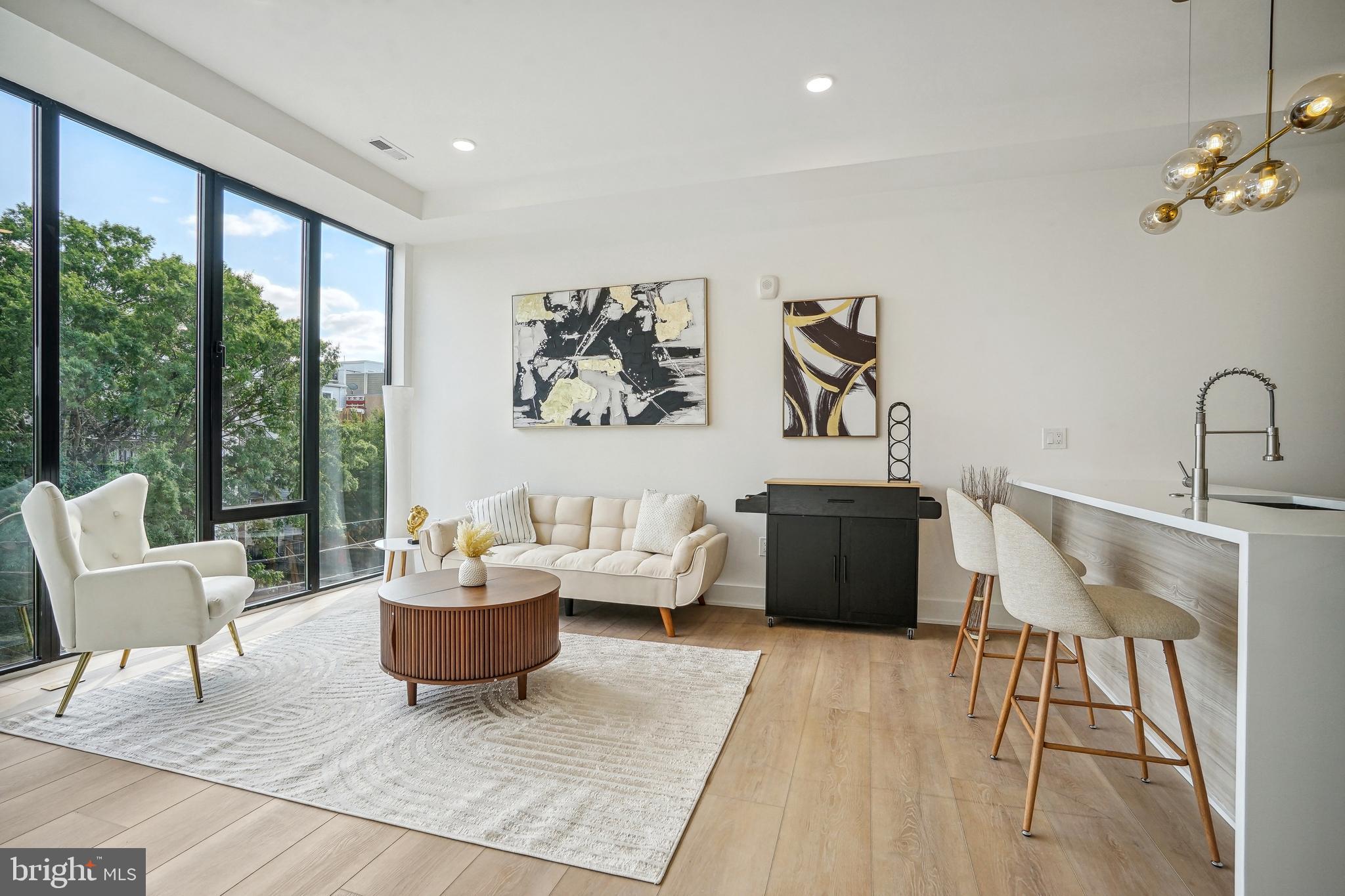 1440 Harvard Street Northwest, Unit 8 Washington, DC 20009 - Photo 5 of 28