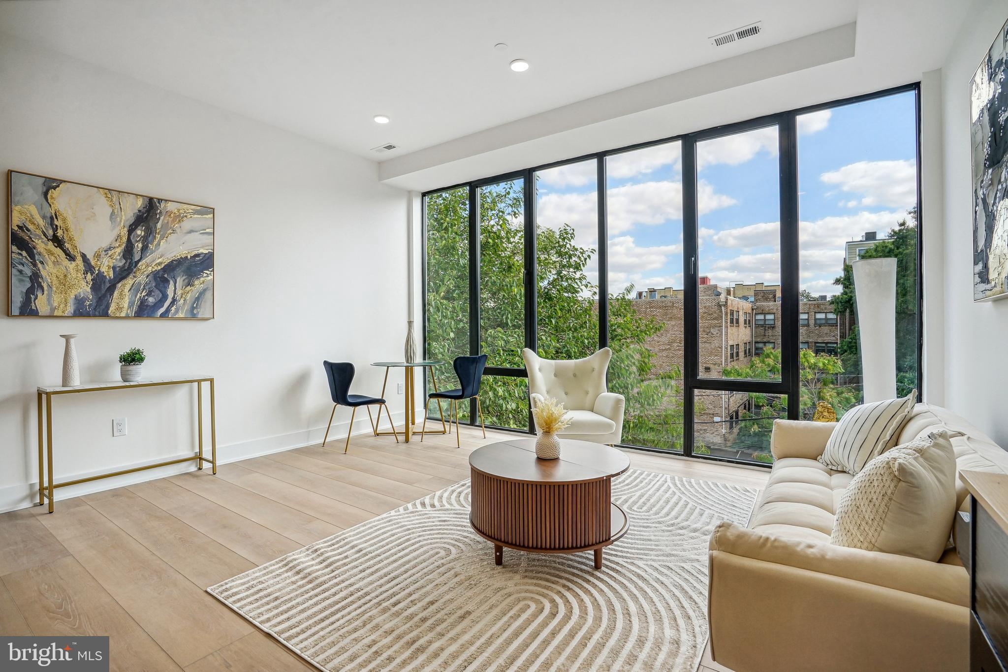 1440 Harvard Street Northwest, Unit 8 Washington, DC 20009 - Photo 6 of 28