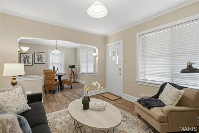 $275,000 | 4033 Blow Street, St. Louis, MO 63116