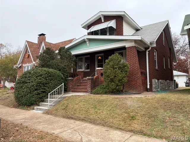$285,000 | 4033 Blow Street, St. Louis, MO 63116