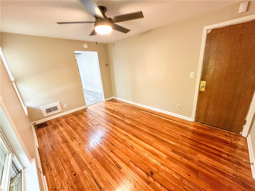 81 Stewart Street, Unit 3 Rochester, NY 14620 - Photo 6 of 8