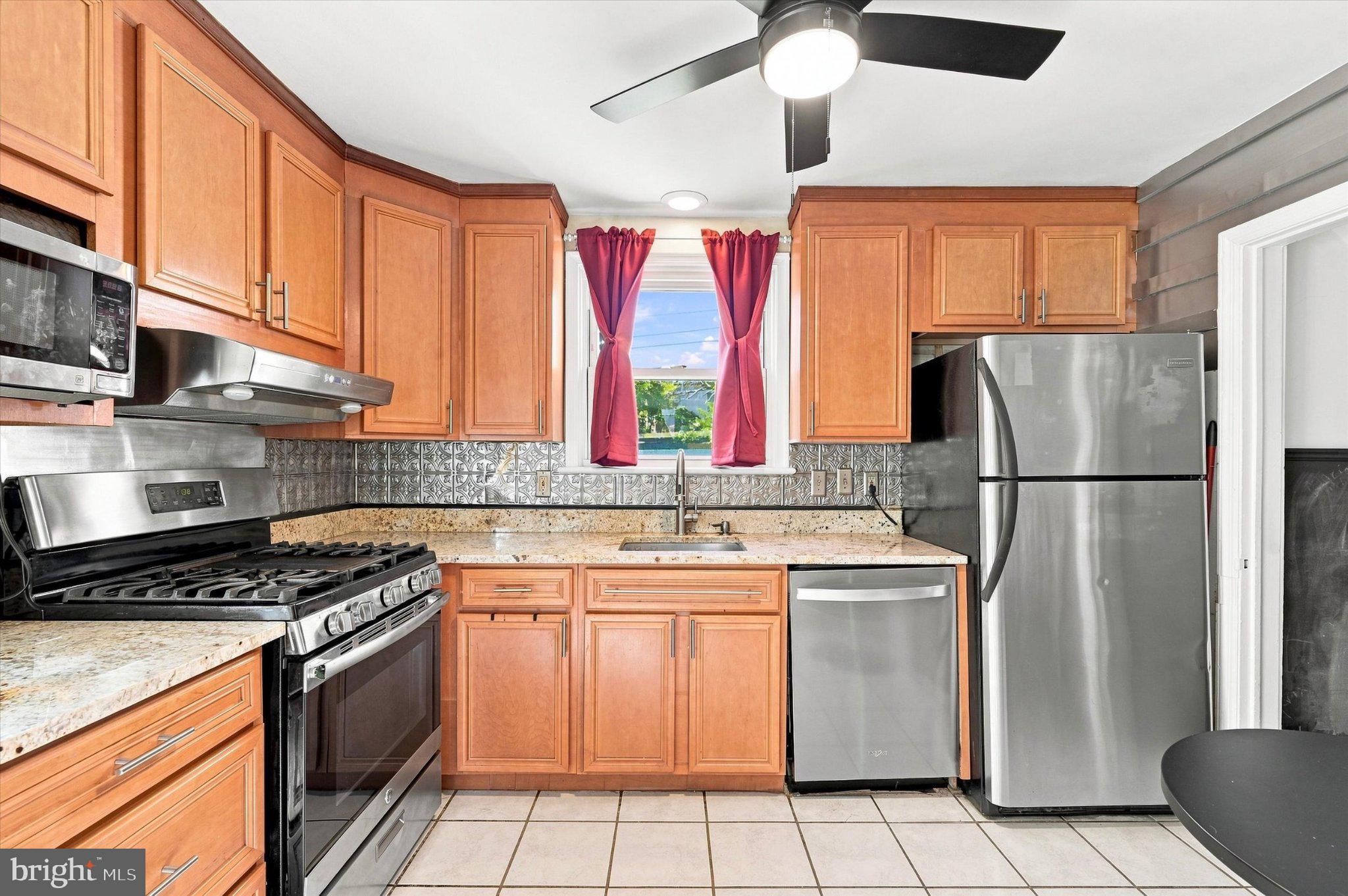 416 Broadview Road Upper Darby, PA 19082 - Photo 13 of 35 Gallery Image 13
