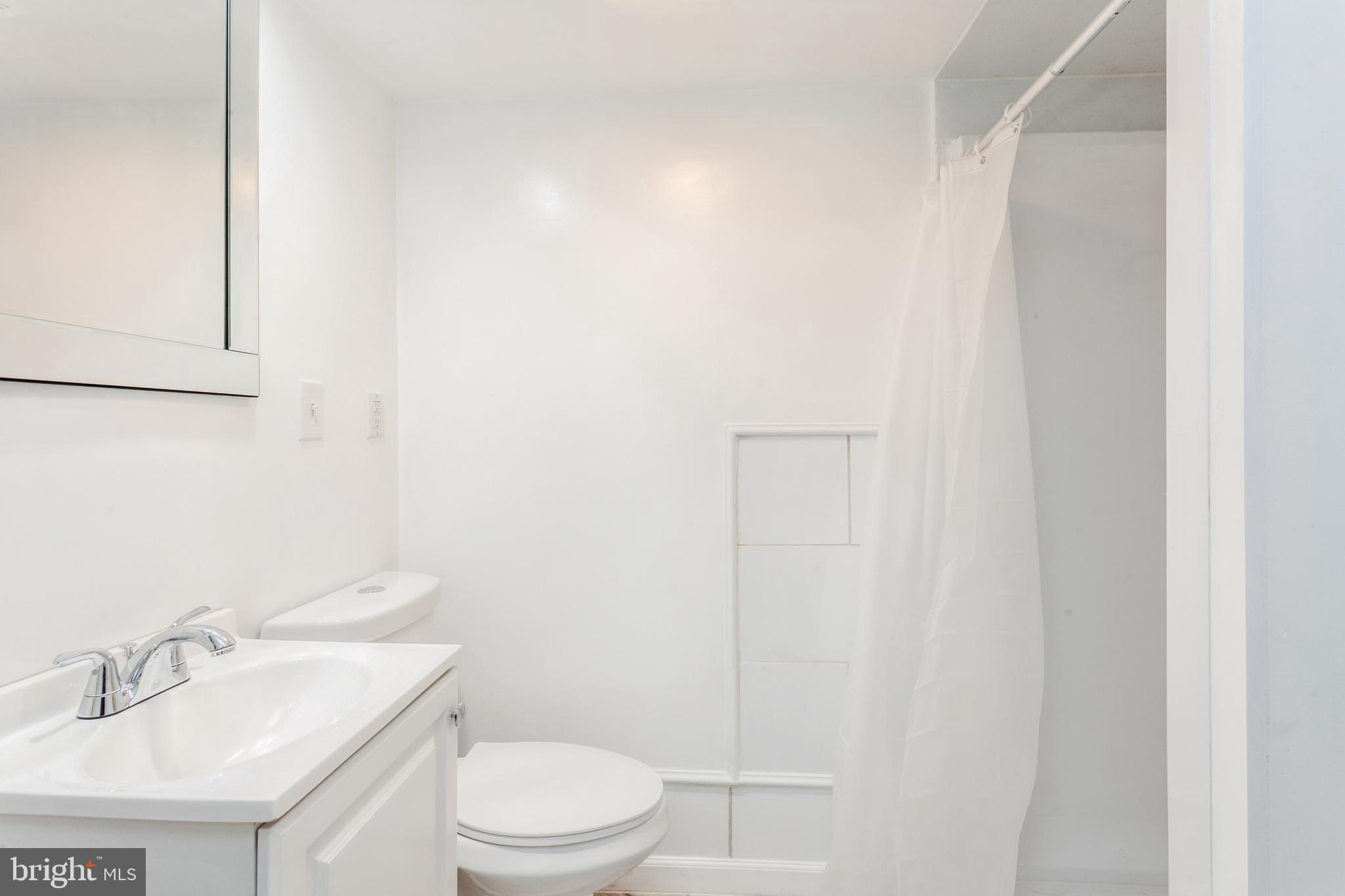 304 West Arundel Road Brooklyn, MD 21225 - Photo 20 of 26 Bathroom 2 - Basement