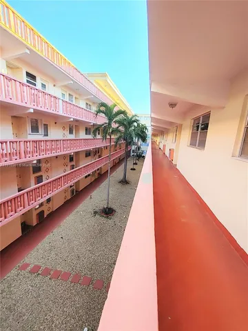 a view of an outdoor space