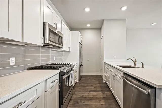 $380,000 | 900 Bartholomew Street, Unit 309, New Orleans, LA 70117