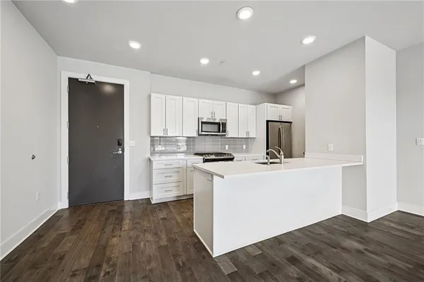 $380,000 | 900 Bartholomew Street, Unit 309, New Orleans, LA 70117