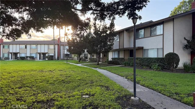 $699,000 | 1722 Mitchell Avenue, Unit 146, Tustin, CA 92780