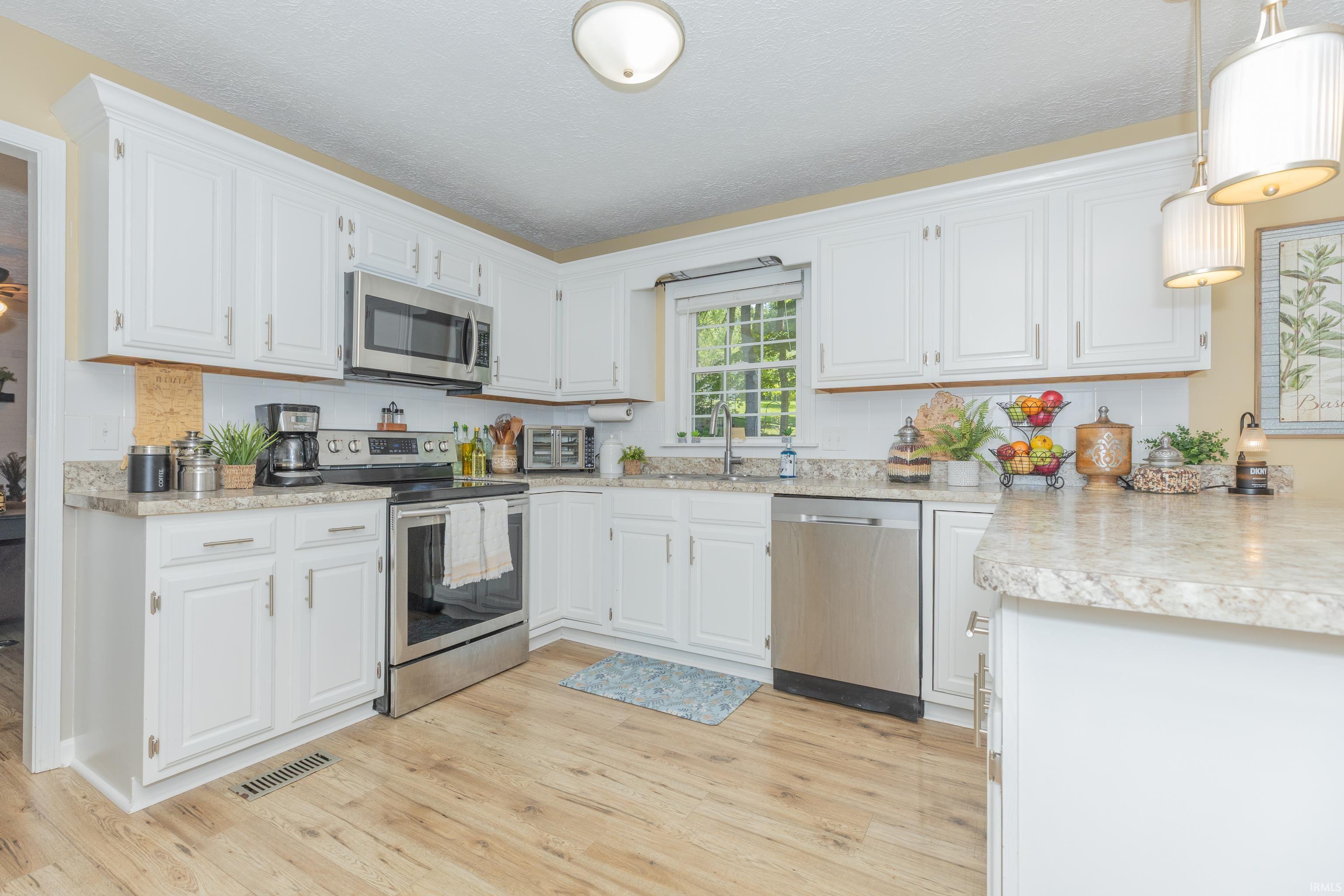 5766 Spring Corner Road Newburgh, IN 47630 - Photo 10 of 32