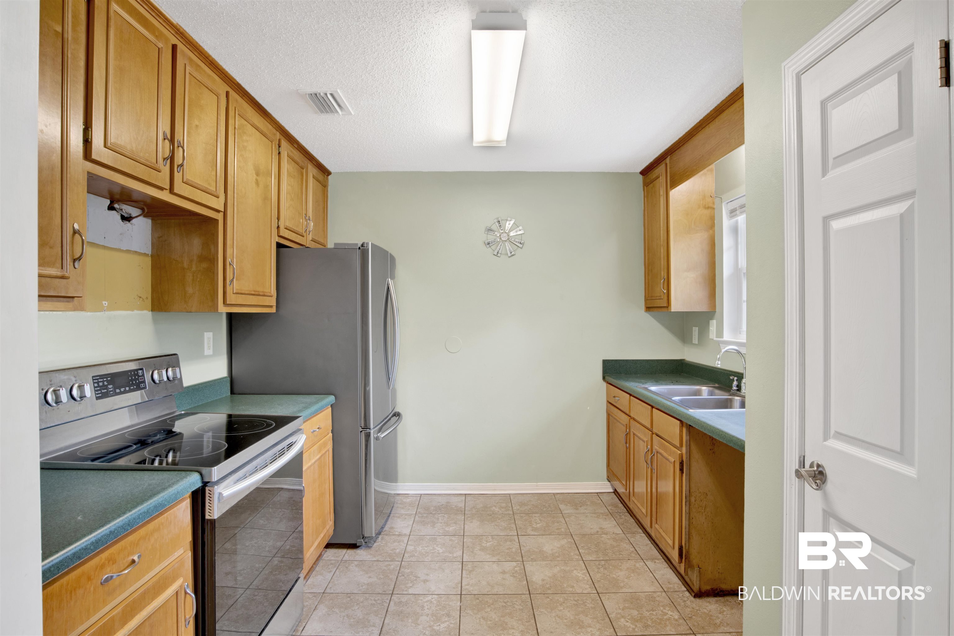 7675 Prince James Drive Mobile, AL 36619 - Photo 9 of 26