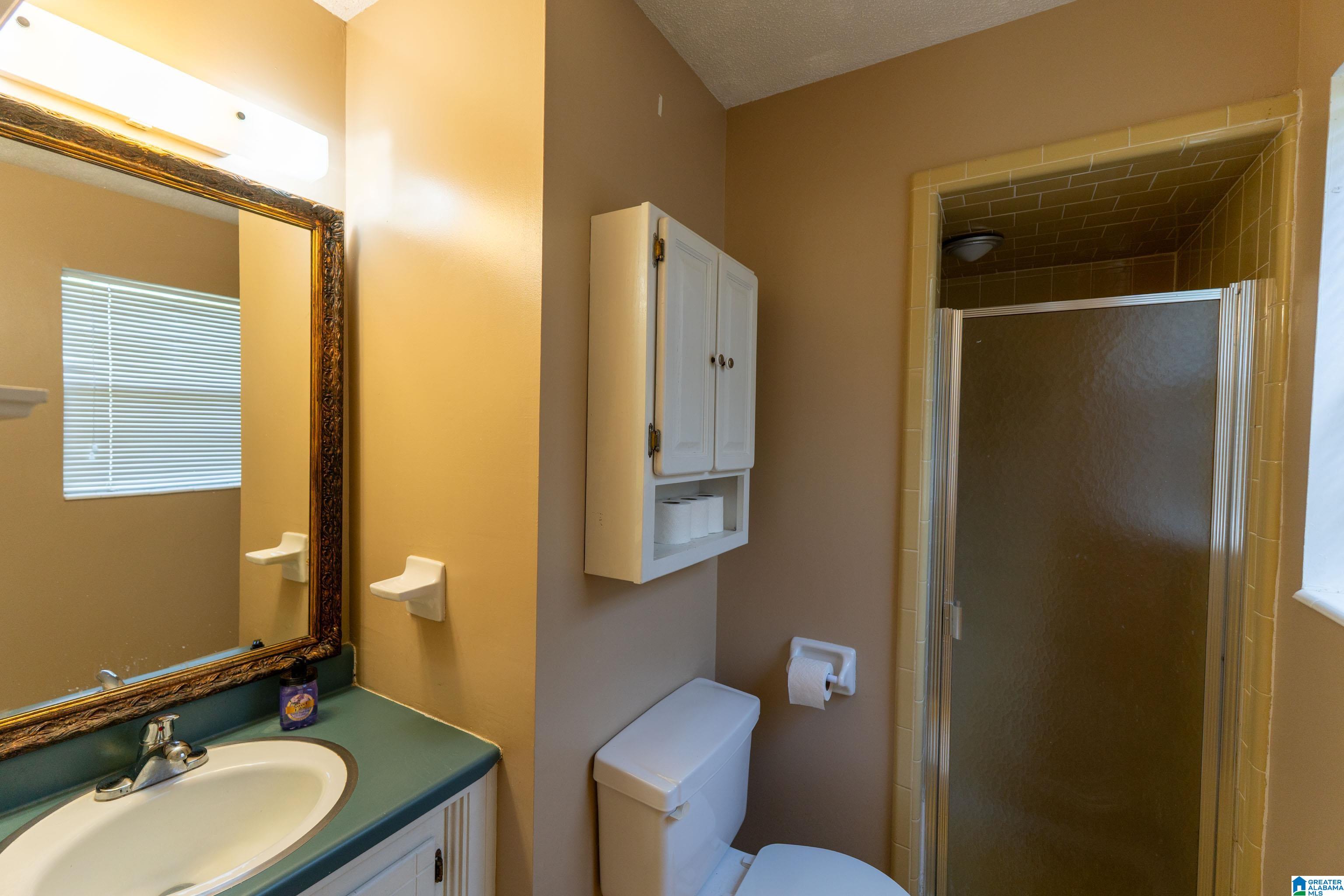 704 Hilltop Road Warrior, AL 35180 - Photo 20 of 56