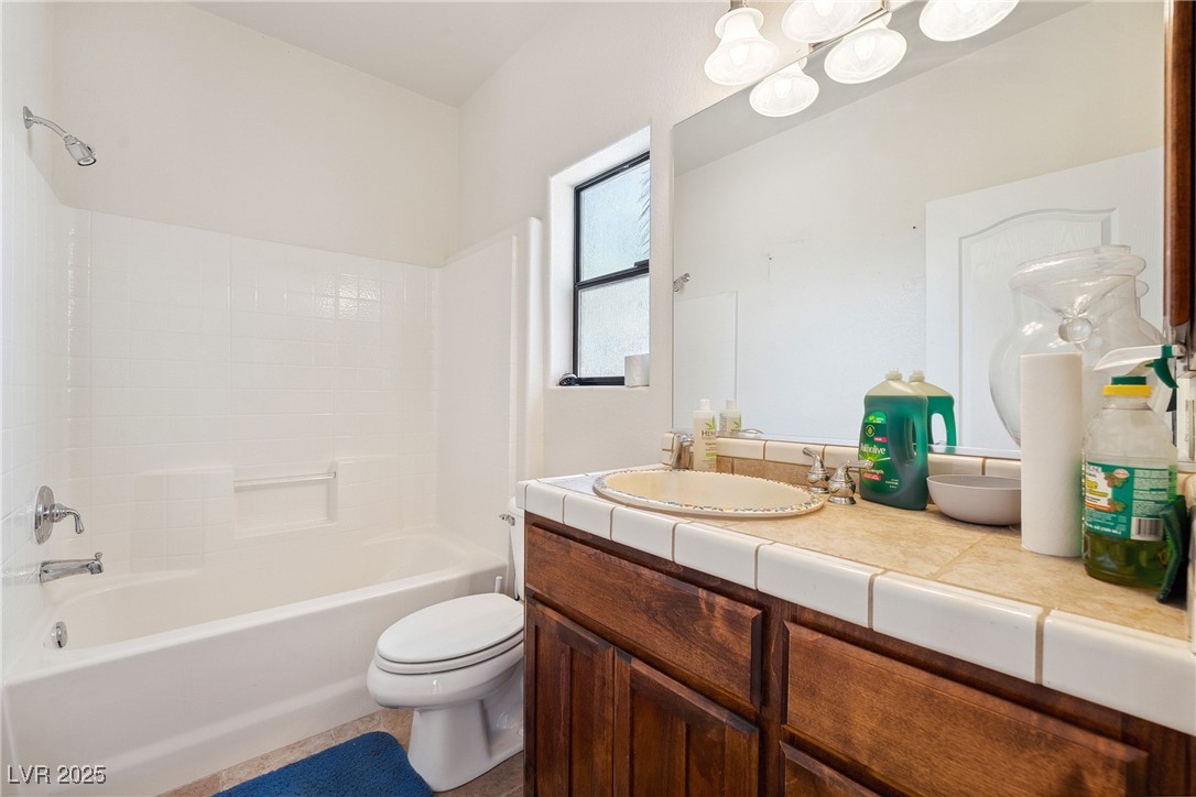 2181 Winery Road Pahrump, NV 89048 - Photo 67 of 73 Casita bathroom.