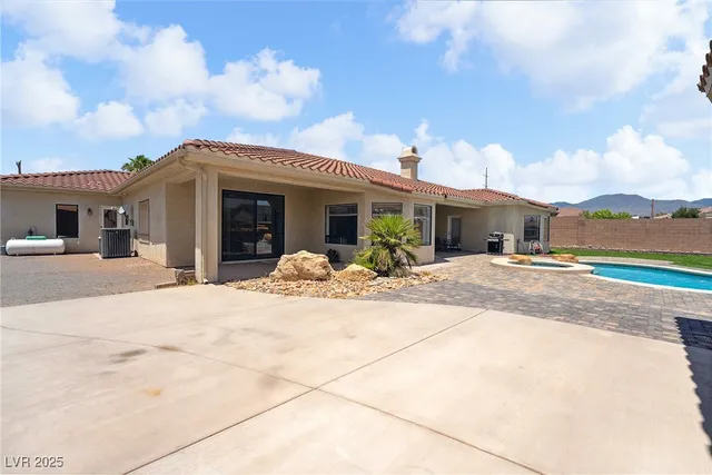 $927,000 | 2181 Winery Road, Pahrump, NV 89048