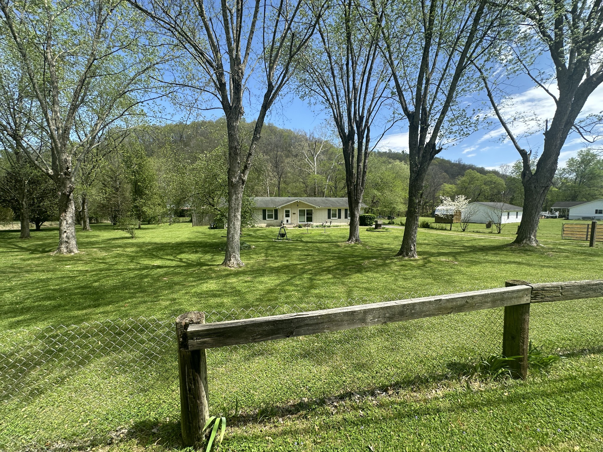 2454 Tinnin Road Goodlettsville, TN 37072 - Photo 8 of 22 Gallery Image 8